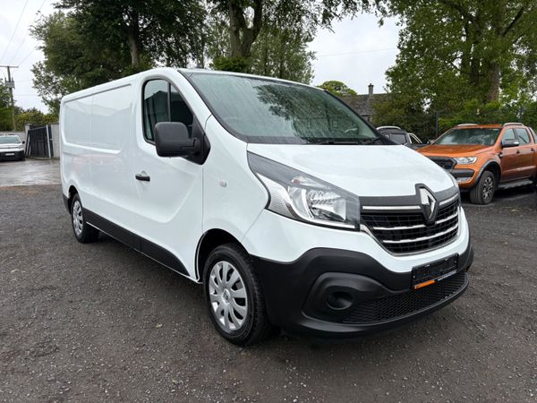 Renault Trafic 2.0 LWB 387731233