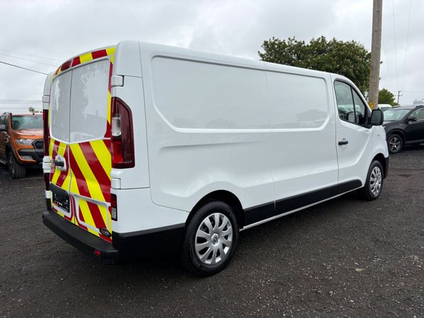 Renault Trafic 2.0 LWB 387731236