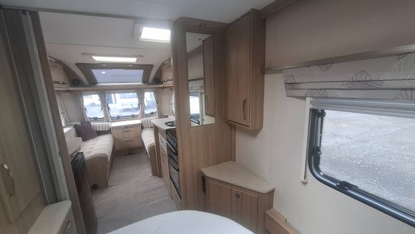 Coachman Patiche 575 Caravan Island Bed 387850365