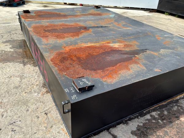 EFFLUENT / WASTE WATER STORAGE TANK...4065-6 387856635