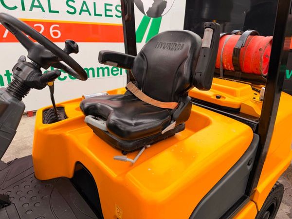 2018 HYUNDAI ... 5 TON GAS FORKLIFT ...822 hours 387861920