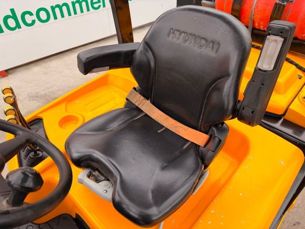 2018 HYUNDAI ... 5 TON GAS FORKLIFT ...822 hours 387861923