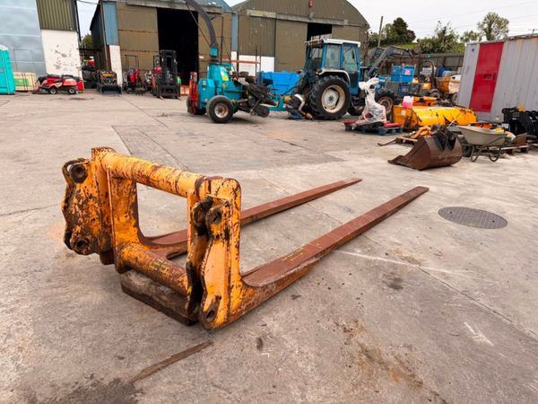3.8 M LOADING SHOVEL EXTRA LONG FORKS ...3528 387870398