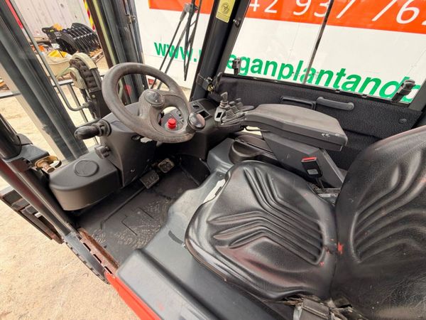 2012 LINDE 1.5 TON ELECTRIC FORKLIFT...2,700 hrs 387871246