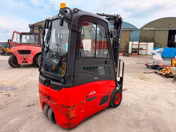 2012 LINDE 1.5 TON ELECTRIC FORKLIFT...2,700 hrs 387871227