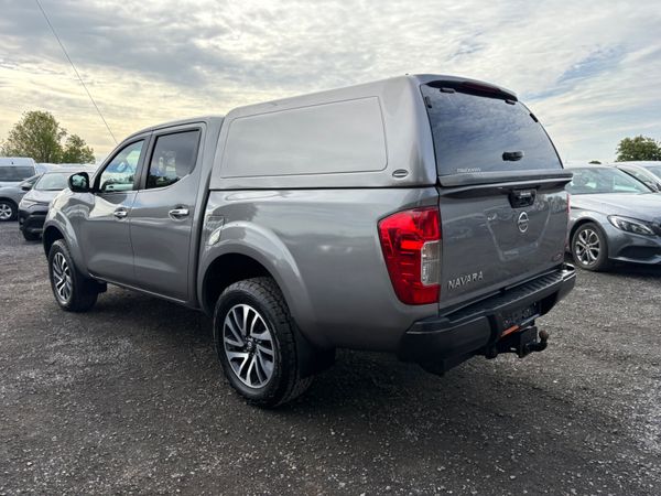 Nissan Navara 387828598