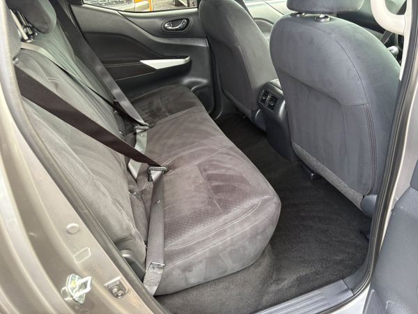 Nissan Navara 387828603