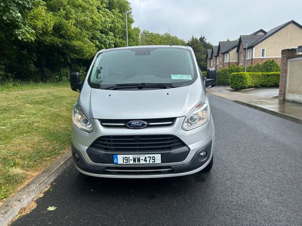 Ford Transit 2019 387905592