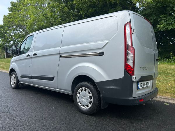 Ford Transit 2019 387905593