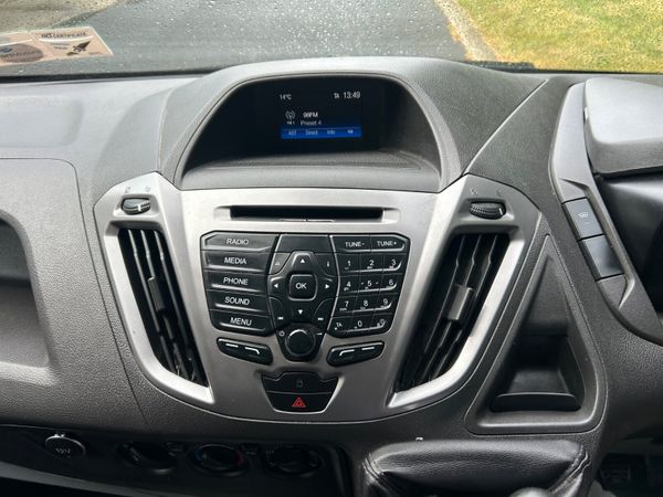 Ford Transit 2019 387905596
