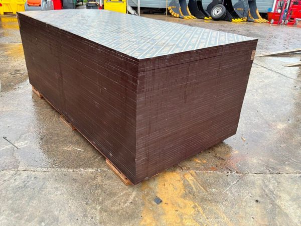 UNUSED 8ft x 4ft TRAILER FLOOR SHEETING. 387918141