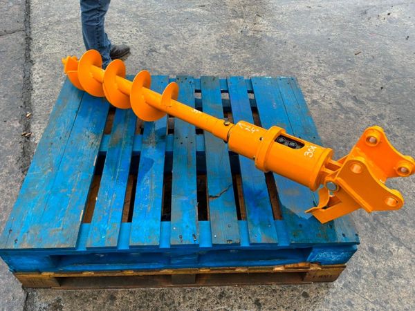 UNUSED MINI DIGGER AUGER..1.5 TONNE......1099. 387918130