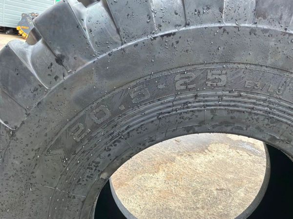 NEW  20.5 x 25 LOADER / DUMPER TYRES....1810t 388045057