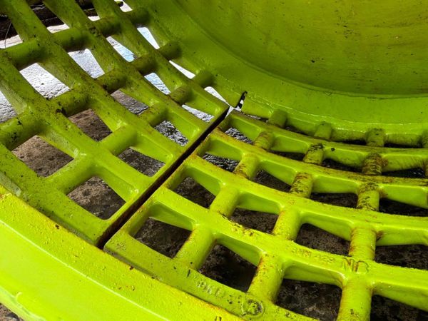 TOW BEHIND DEAD WEIGHT ROLLER   DOZER...CHC 388045149