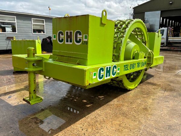 TOW BEHIND DEAD WEIGHT ROLLER   DOZER...CHC 388045139