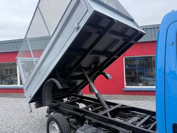 Toyota Dyna 2013 Tipper LOW KMS 388045993