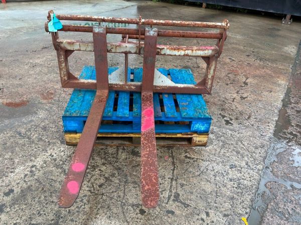 PALLET FORK ATTACHMENT...50/60mm PINS.......3383. 388057593