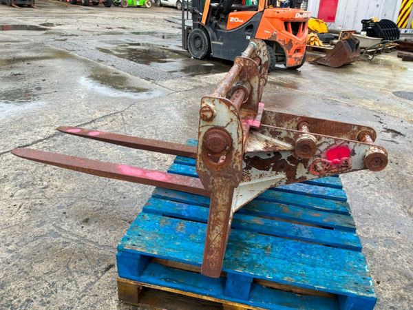 PALLET FORK ATTACHMENT...50/60mm PINS.......3383. 388057617