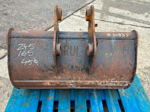 36"  DIGGING BUCKET......45mm PINS.......1083p. 388057821