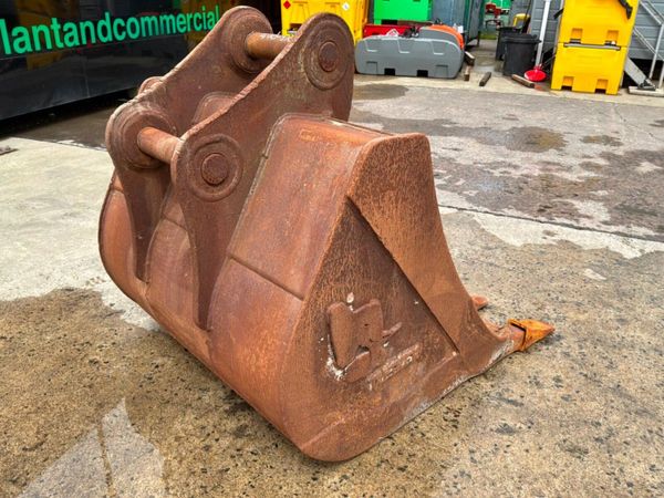 48"  DIGGING BUCKET.......80mm PINS.........48EC 388058095