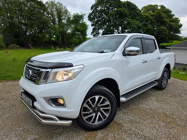 Nissan Navara 2017 388181275