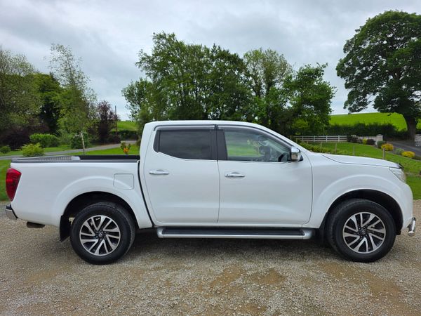 Nissan Navara 2017 388181282