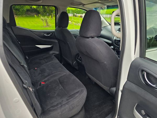 Nissan Navara 2017 388181306