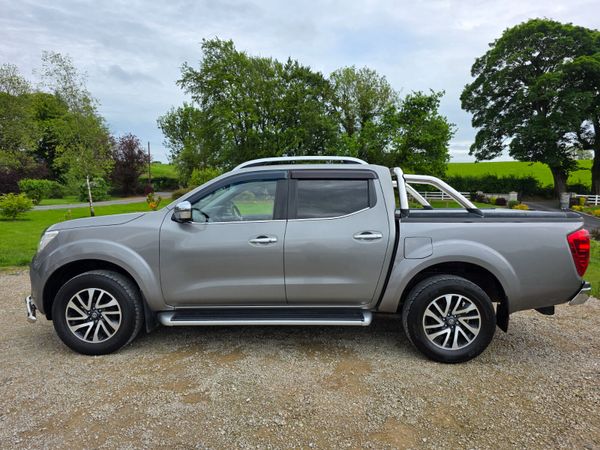 Nissan Navara 2017 388181556