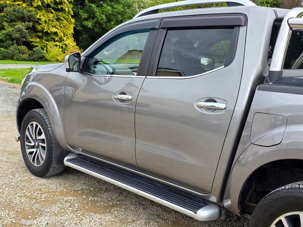Nissan Navara 2017 388181690
