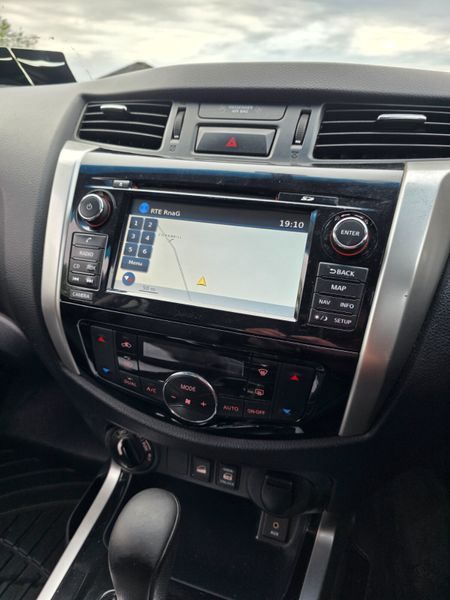 Nissan Navara 2017 388181836