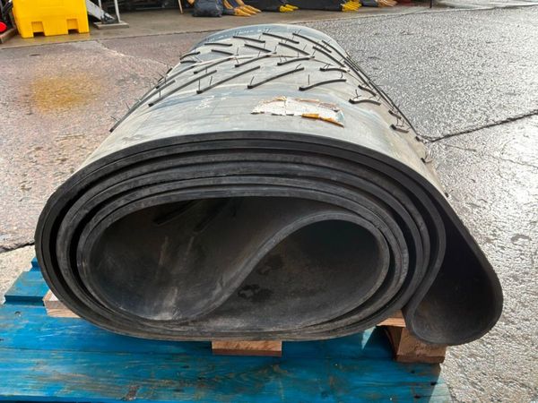 UNUSED 47" RUBBER CONVEYOR BELT........1419. 388112243