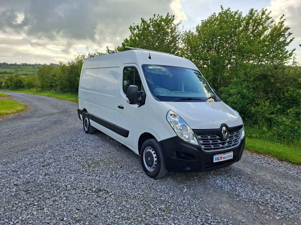 Renault Master 181 MWB 2.3L Excellent Condition 388114206