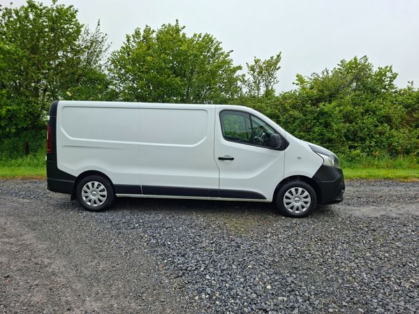 Nissan NV300 2020 2.0L Excellent Condition 388119280