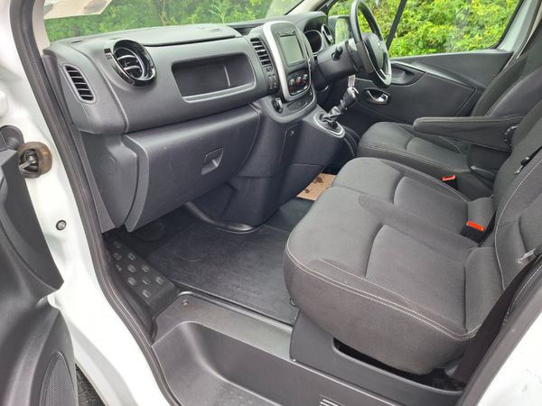 Nissan NV300 2020 2.0L Excellent Condition 388119306