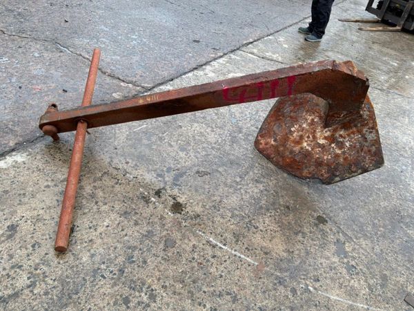 OLD CAST IRON SHIP ANCHOR............4111. 388134846