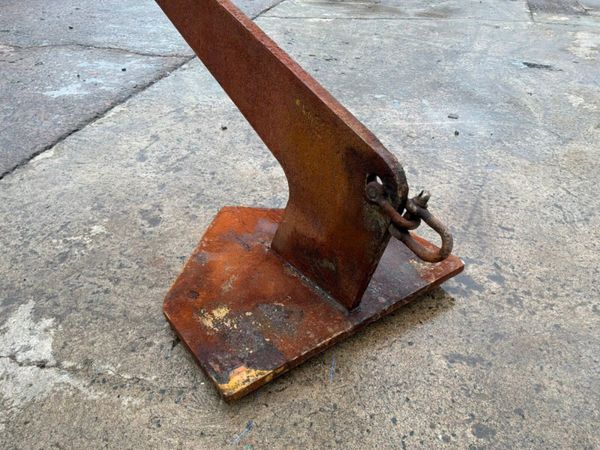 OLD CAST IRON SHIP ANCHOR......LARGE.......4111/2 388134800