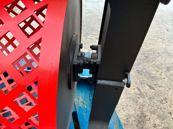 UNUSED SCREENING BUCKET...45mm PINS....1417. 388134947