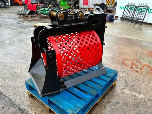 UNUSED SCREENING BUCKET...45mm PINS....1417. 388134917