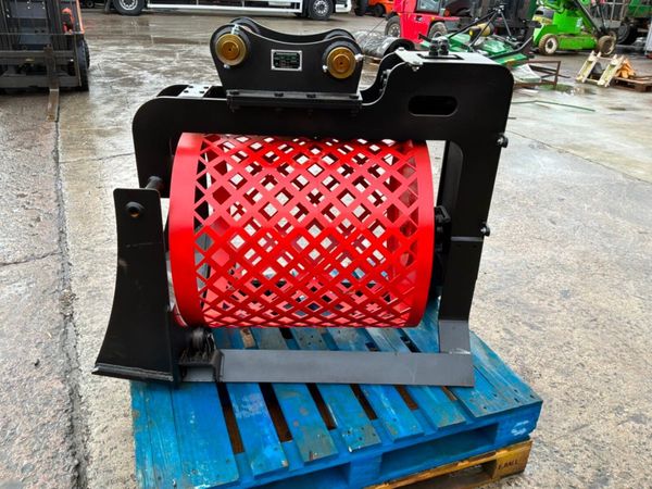 UNUSED SCREENING BUCKET...45mm PINS....1417. 388134938
