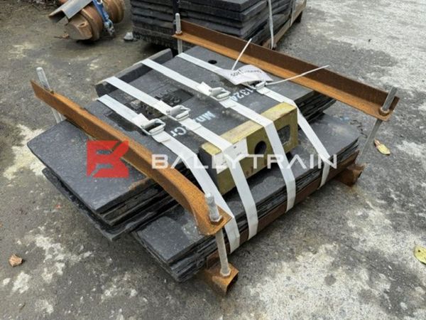 Metso LT106 Cheek Plates (Upper & Lower) 388136607