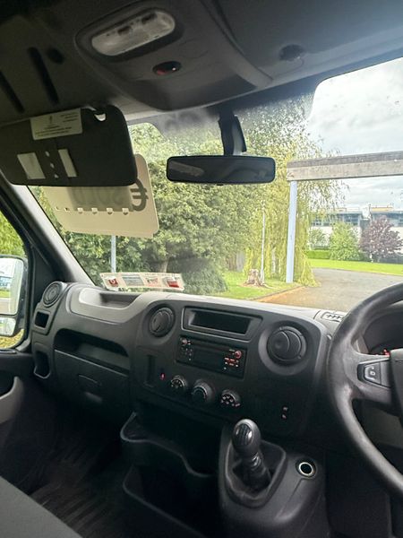 2017 Renault Master low loader Luton 388281346