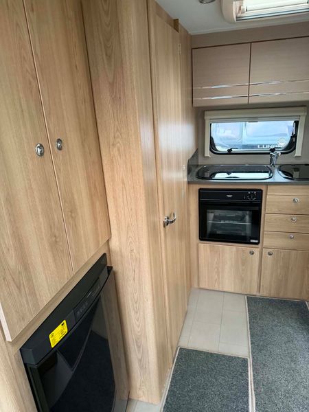 ✨BARGAIN 2019 ELDDIS XPLORE 442 2 BERTH✨ 388285939
