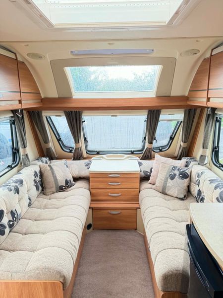 ✨ SWIFT CHALLENGER SPORT 4 BERTH ISLAND BED✨ 388286262