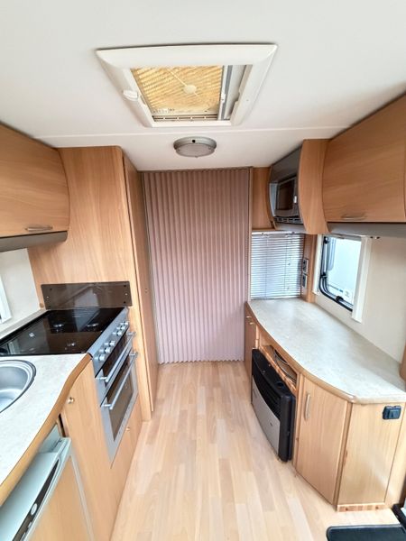 ✨STUNNING SWIFT OAKMERE 4 BERTH FIXED BED✨ 388286432