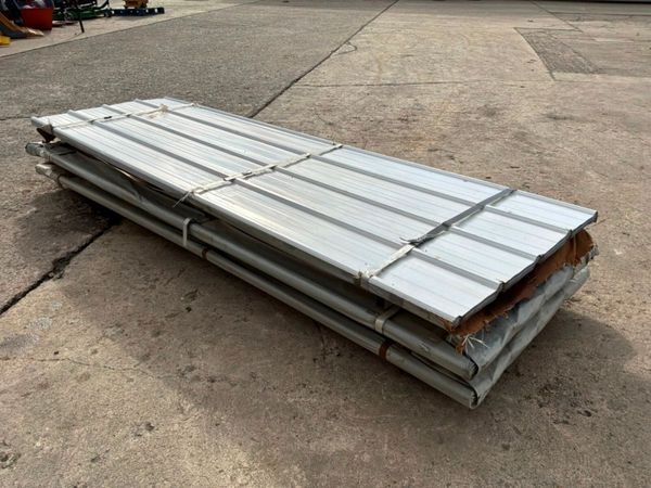 UNUSED 10ft ROOF SHEETING / CLADDING.....1275d. 388292980