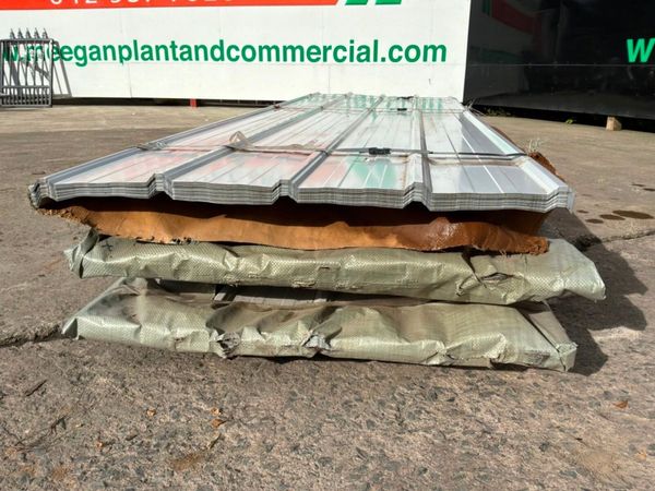 UNUSED 10ft ROOF SHEETING / CLADDING.....1275d. 388292985