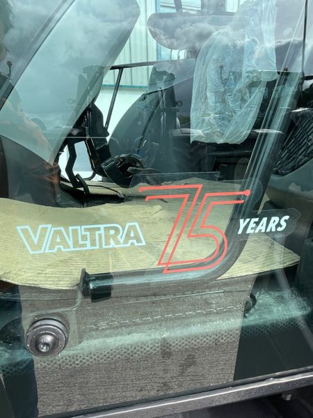 New Valtra G135 Active 388210052