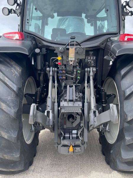 New Valtra G135 Active 388210030