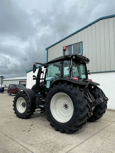 New Valtra G135 Active 388210247