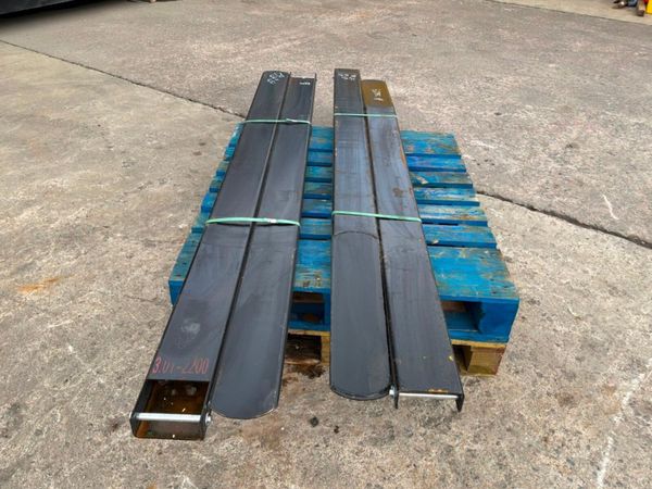 UNUSED 3 TONNE x 90" FORK EXTENSIONS.....3629. 388226290